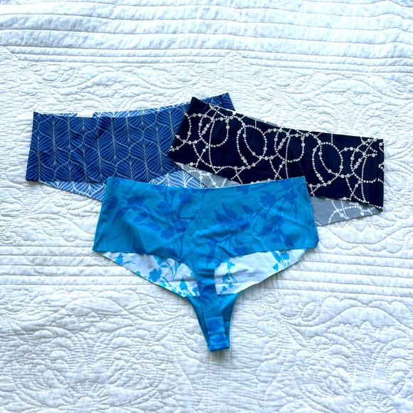 NWT Three Pair Women’s XL 8 Ambrielle Hi-Waist Thong Panties - Picture 2 of 2